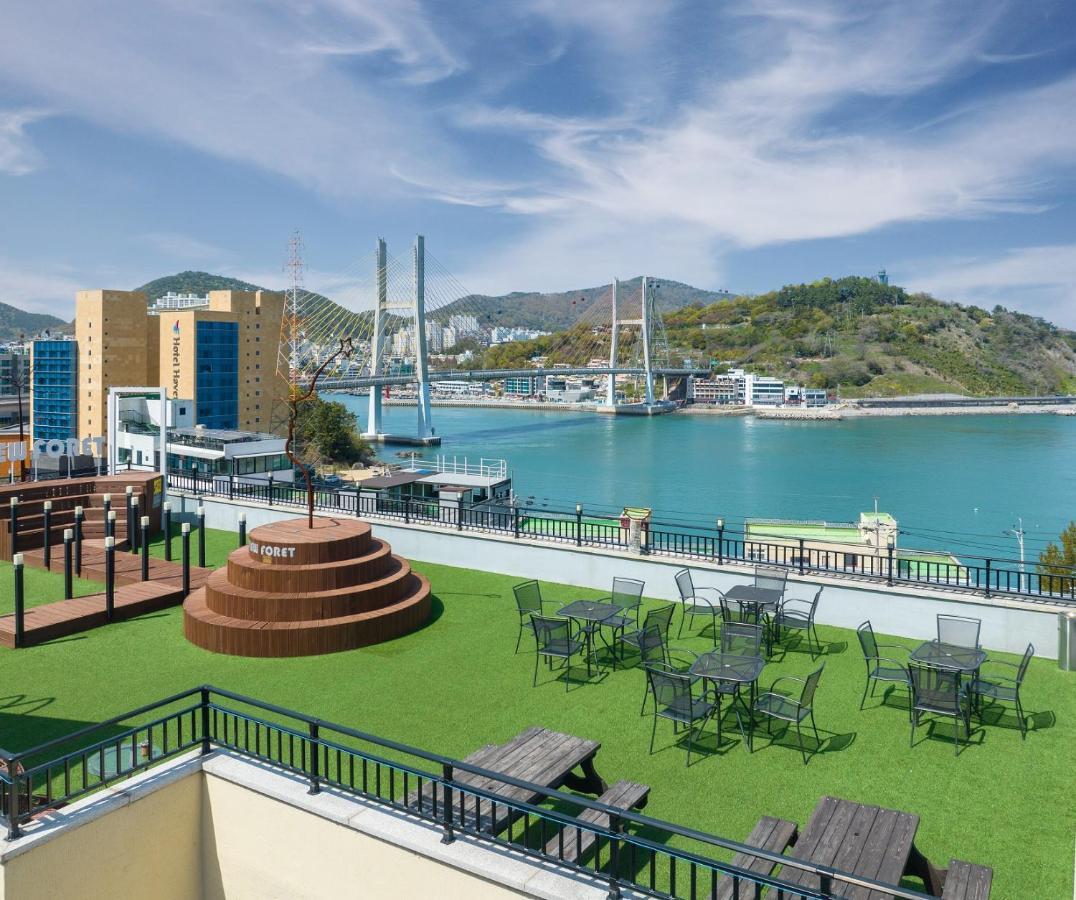 Yeosu View Foret Pension Eksteriør billede