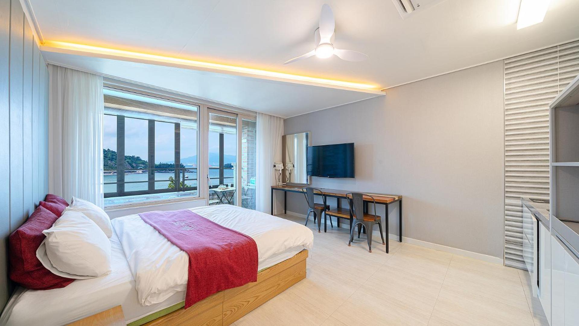 Yeosu View Foret Pension Eksteriør billede