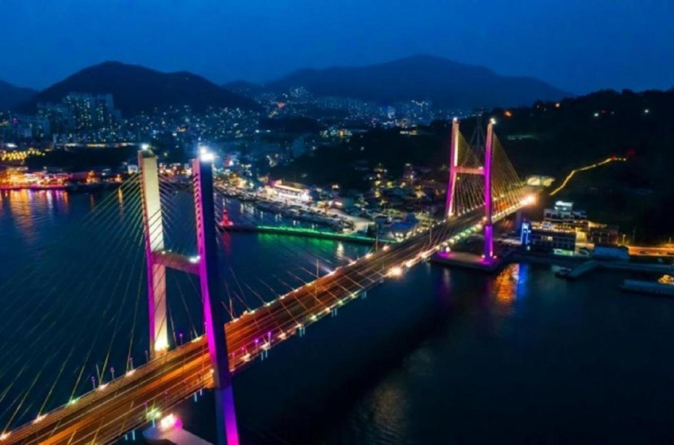Yeosu View Foret Pension Eksteriør billede